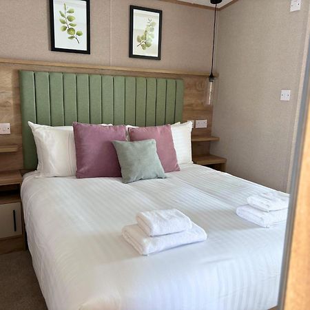Newbridge  Linwater Caravan Park - Luxury Lodges And Static Caravans Near Edinburgh מראה חיצוני תמונה