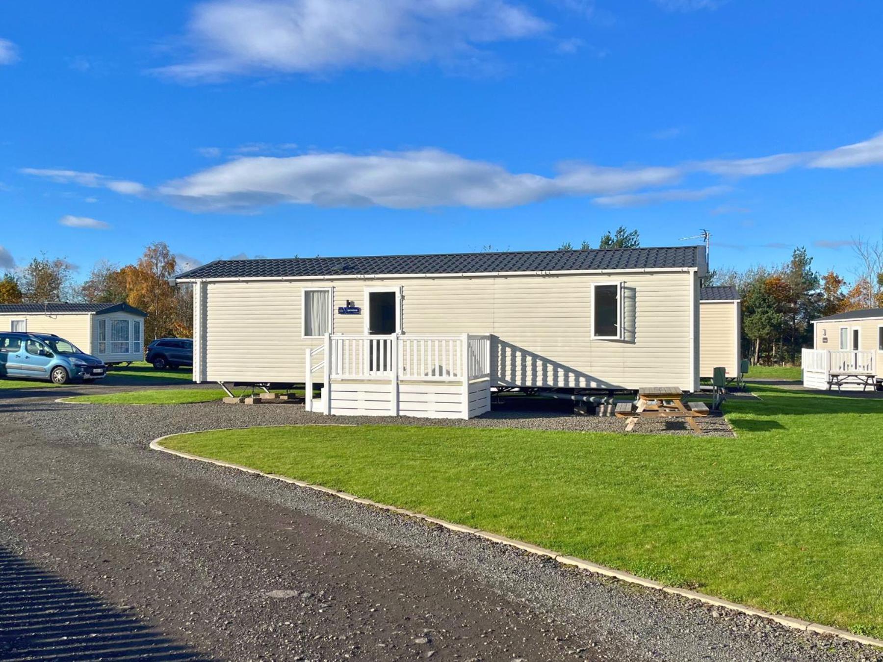 Newbridge  Linwater Caravan Park - Luxury Lodges And Static Caravans Near Edinburgh מראה חיצוני תמונה