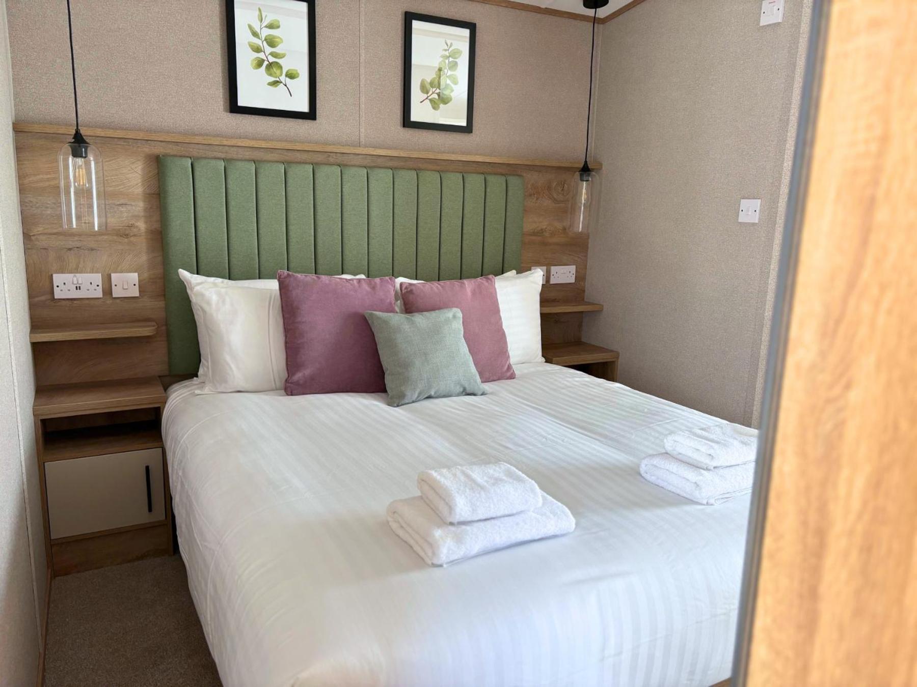 Newbridge  Linwater Caravan Park - Luxury Lodges And Static Caravans Near Edinburgh מראה חיצוני תמונה