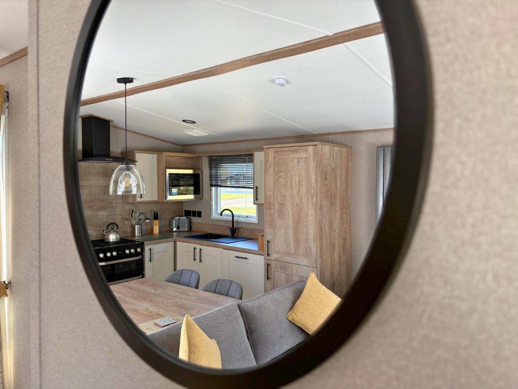 Newbridge  Linwater Caravan Park - Luxury Lodges And Static Caravans Near Edinburgh מראה חיצוני תמונה