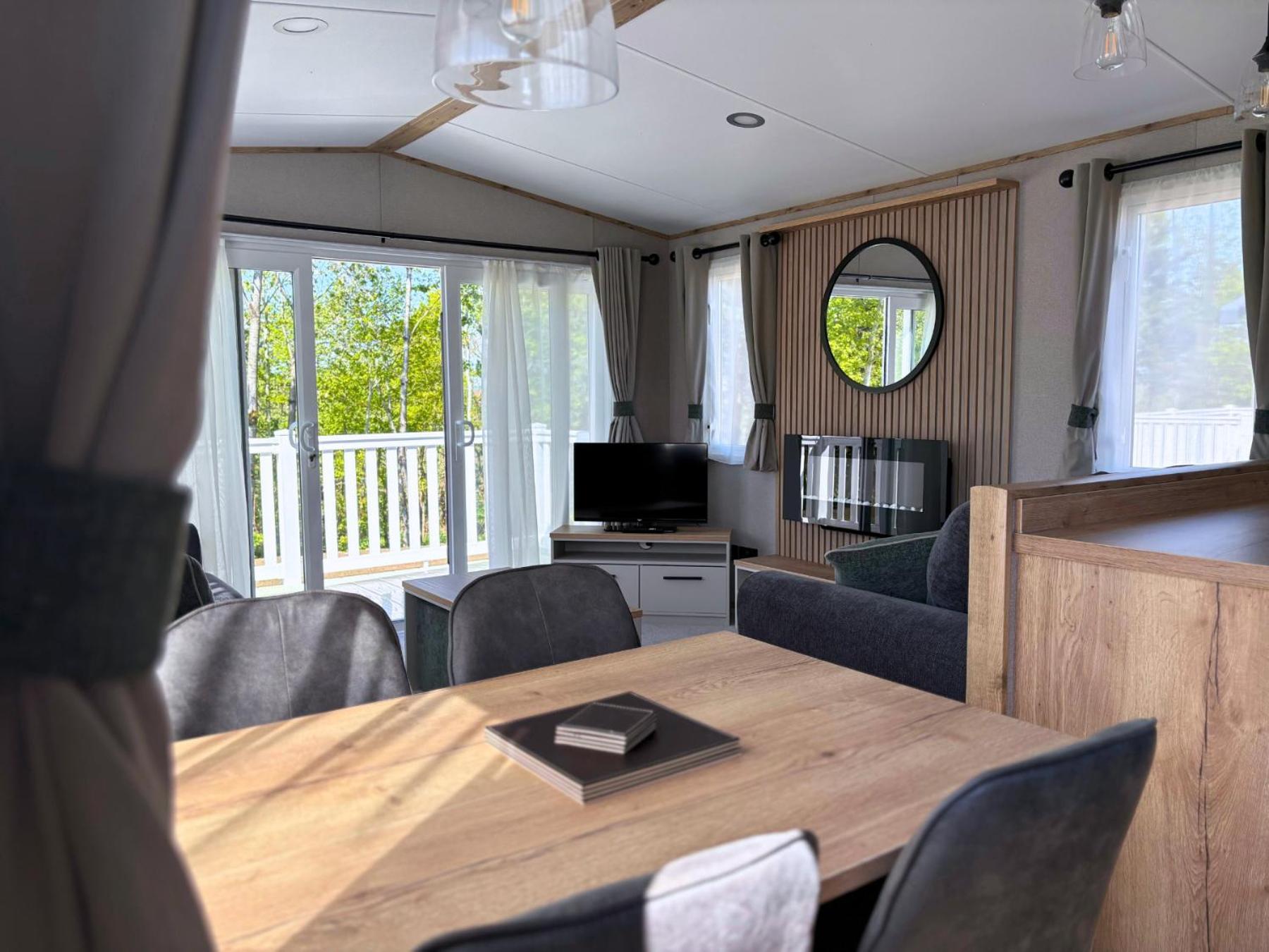 Newbridge  Linwater Caravan Park - Luxury Lodges And Static Caravans Near Edinburgh מראה חיצוני תמונה