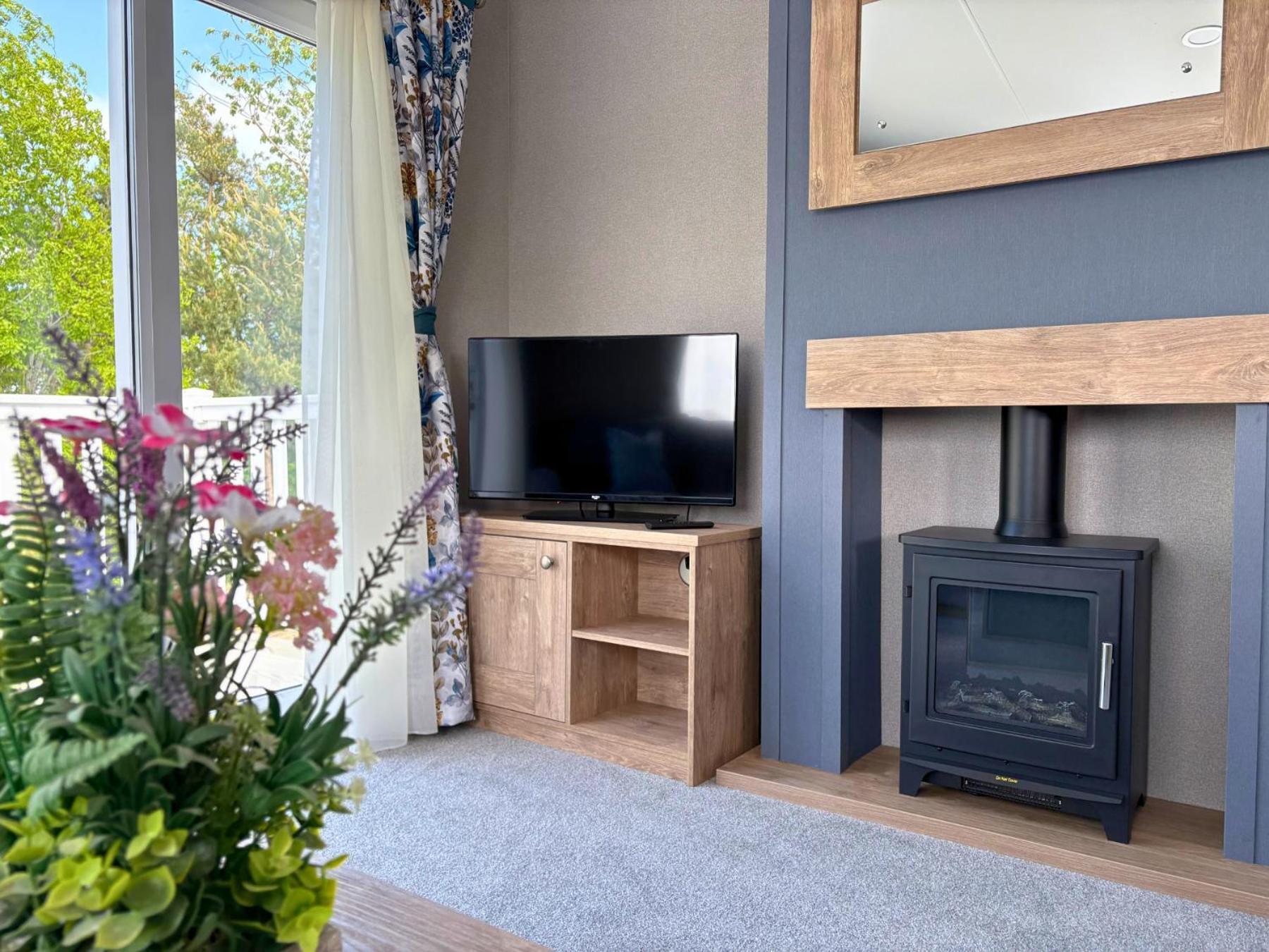 Newbridge  Linwater Caravan Park - Luxury Lodges And Static Caravans Near Edinburgh מראה חיצוני תמונה